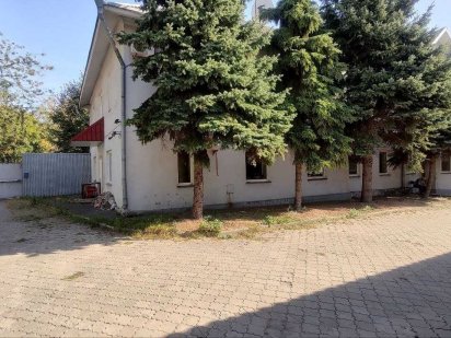 Продаж окремої офісної будівлі пр-т Б. Хмельницького 38а / вул.Титова Дніпро