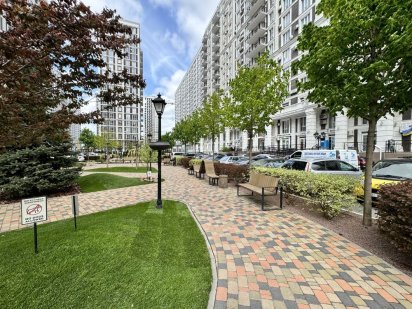 Продаж комерційного приміщення 43,5 ЖК Нова Англія вул.Максимовича Київ