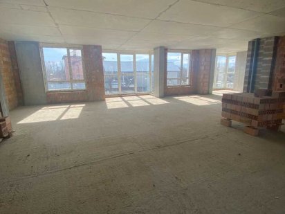 Продаж комерційної нерухомості вул. Щирецька ТВК"Південний" Львів