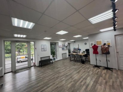 Продам магазин 60м2 тихий центр, с ремонтом Дніпро