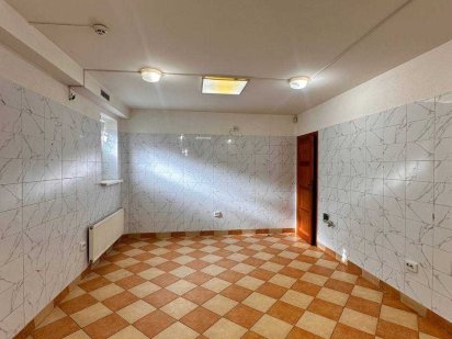 Продаж комерційного приміщення вул. Перфецького Львів