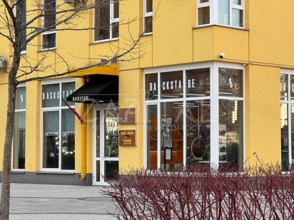 ЖК Комфорт Таун, Фасад, 202 м2,  є якірний орендар, великий трафік! Київ