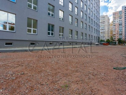 Продаж приміщення фасад 183 м2 Київ м Харківська, Вишняківська 2а Київ