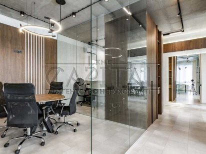 Офіс з дизайнерським ремонтом, 550м2, є надійні орендарі, генератор. Київ