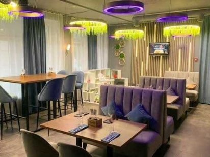 Ресторан на площі Українських Героїв Льва Толстого Київ