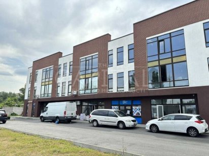 Продаж комерційного приміщення 526 м2, вул. Братиславська Київ