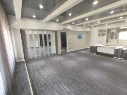 Продажа VIP офиса в Бизнес-центре. Подол. 108 кв.м. метро 10 мин. Київ