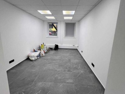 Дохідна інвестиція в приміщення . Чудова окупність ! Львов