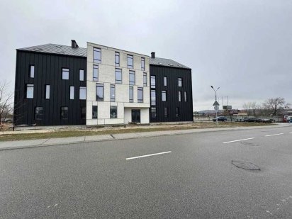 Окрема будівля комерція КГ Коник Конча Заспа 2500м2 офис Столичне Шосе Київ