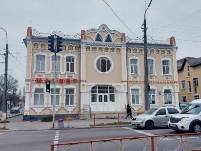 Терміново продається нежитлова двоповерхова будівля в м. Біла Церква Белая Церковь