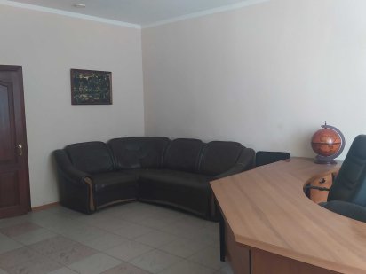 Офісне приміщення з ремонтом на вул. Партизанській Біла Церква