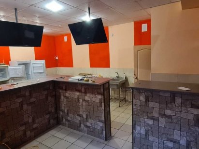 Продам приміщення кафе 