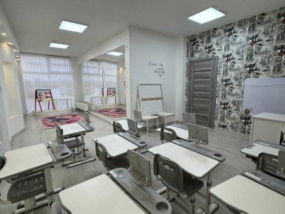 Продаж комерції по вул. Б. Хмельницького 109 орендар приватний садочок Львів