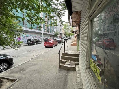 Нежилой фонд , Архитектора Бекетова , Проходное место Харків