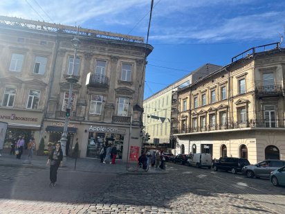 Продаж приміщення вул. Дорошенка Львів