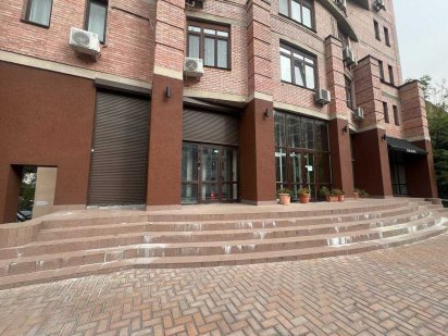 Продаж нежитлового приміщення 150м, вул. Олександра Кониського 28а-30а Київ