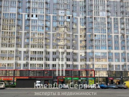 фасад ЖК Лебединый отдельный вход 636м2 метро 10 минут Київ