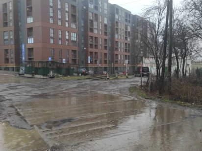 Продається від власників гуртівня 800 м власна   земельна ділянка 22 с Львов