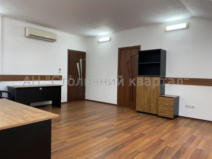 Продаж приміщення, вул. вул. Юрківська, 28 Київ