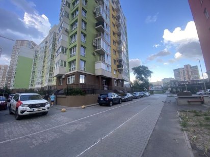 ВИГІДНО продам комерційне приміщення ЖК «Діамант» Бровари