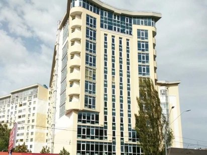 Продаж БІЗНЕС ЦЕНТРУ ГЛОРІЯ ПАРК. м. НИВКИ, пр-т. Берестейський, 90-А. Киев