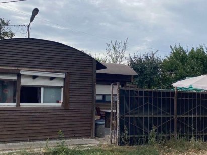 Продам торгівельний майданчик з земельною ділянкою Бровари