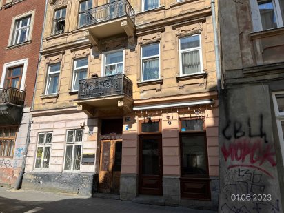 ПРОДАЖ - Нежитлові приміщення 1-го поверху, площею 19,8 кв.м. м.Львів Львів