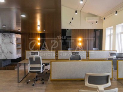 Продажа офиса Центр Печерский  р-н 176кв Шевченковский Арендний бизнес Киев