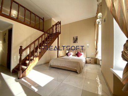 Продаж готелю в центрі Одеси 