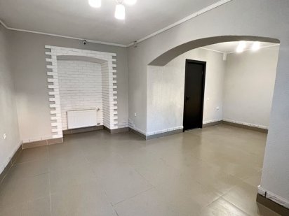 Продаж комерційного приміщення по вулиці Джерельна Львів