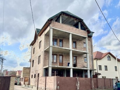 Будинок під офіс, готель 490м.кв(670$-1м.кв) Львів