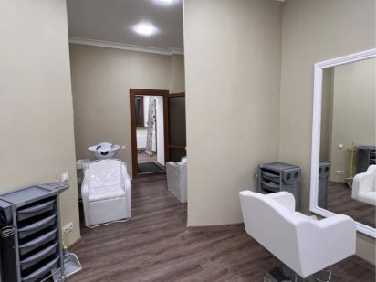 Продаж салона красоты жилой массив Харьков