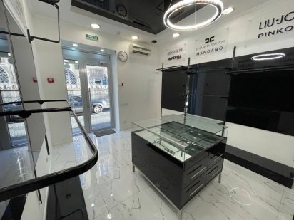 Продаж готового бізнесу , центр міста Львів. Комерція. Купити магазин Львів