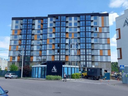 Комерція!Розтермінування!Фасад Вишневое