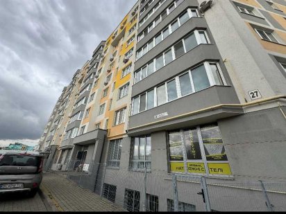 Продаж комерційного приміщення по вул.Карла Мікльоша Львов