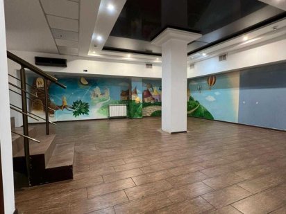 Продам фасадное помещение на Таирово. Фасад на Небесной сотни. 1 1S75