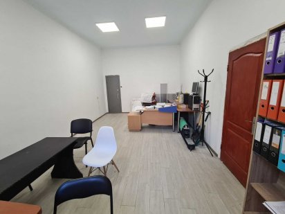 Продам офисное помещение на Героев Обороны 