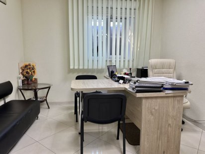 Продаж комерції з ремонтом, центр, є орендар Ірпінь