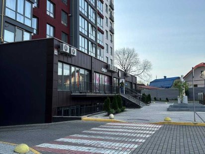 Комерція Центр, продаж приміщення вільного призначення Княгинин 27м2 Івано-Франківськ