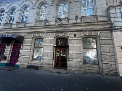 Презентабельное Фасадное помещение в самом ЦЕНТРЕ, Жуковского Одеса