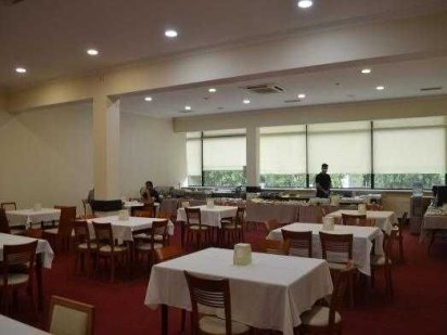 Нежитлові приміщення, площею 579.9 кв.м у м.Одеса 