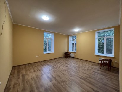 Продаю хостел 242м2 р-н ЖД Вокзала Одеса