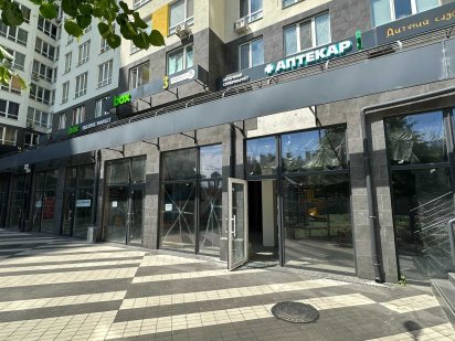 Продам 650м2  зі своїм Сховищем та Опаленням Ирпень