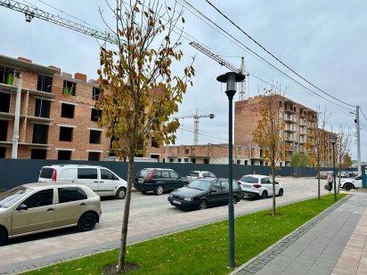 Дешево, комерційне приміщення 28м2 по 850 дол за 1м2 заселений район! Ирпень