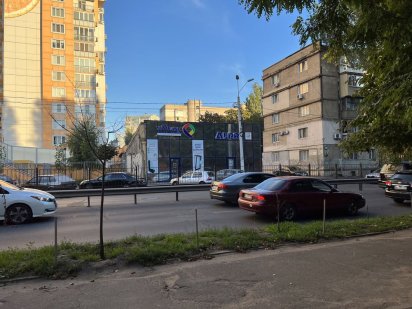 Продаю магазин 115м2  ул Среднефонтанская Одеса