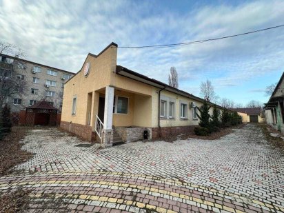 Продаж будівлі з інвентарем 298,5 м2 Харків, прскт Гагаріна 201 Харків