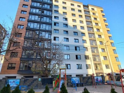 Продам комору в ЖБ Світанок вул.Целевича Івано-Франківськ