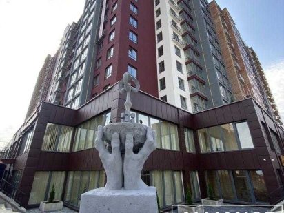 Продам комерційне  приміщення  ,ЖК  Район  Кнгягинин Івано-Франківськ