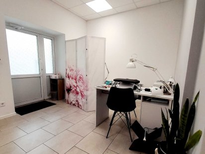 КОМЕРЦІЯ 40м2 з ремонтом . ЦЕНТРАЛЬНА локація міста. 43000 Ірпінь