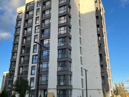 Продам фасадне комерційне приміщення в ЖК Супернова Луцьк